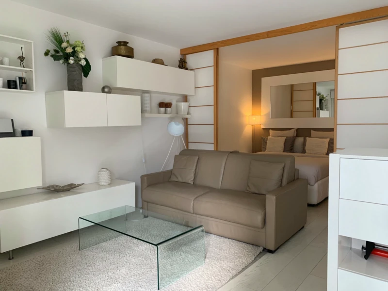 Superbe appartement, idéalement situé et entièrement équipé (loyer tout inclus) 6