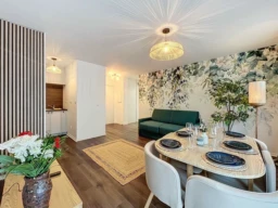 New renovated apartment just 1 min from train station RER Val D’Europe , free parking underground (loyer tout inclus) 1