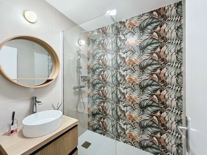 New renovated apartment just 1 min from train station RER Val D’Europe , free parking underground (loyer tout inclus) 17