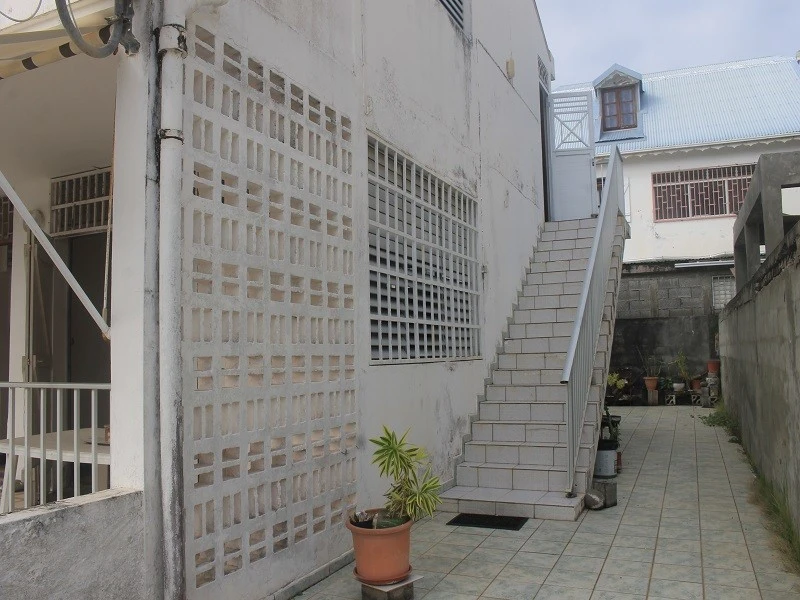 VILLA DE DEUX F4 INDEPENDANTS 6