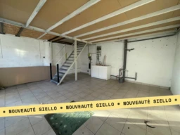 Antibes - Local Commercial 55m2 - vitrine, mezzanine, terrasse 3