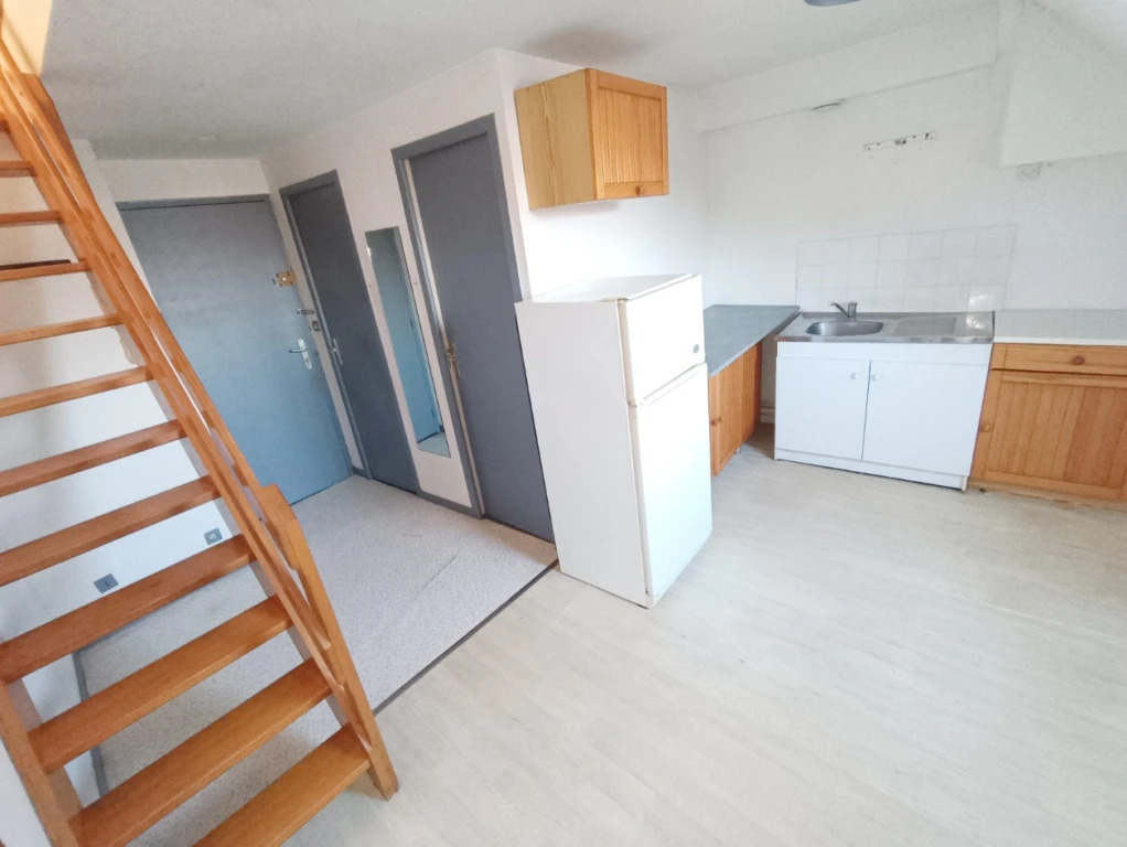 Appartement T2, proche centre 1
