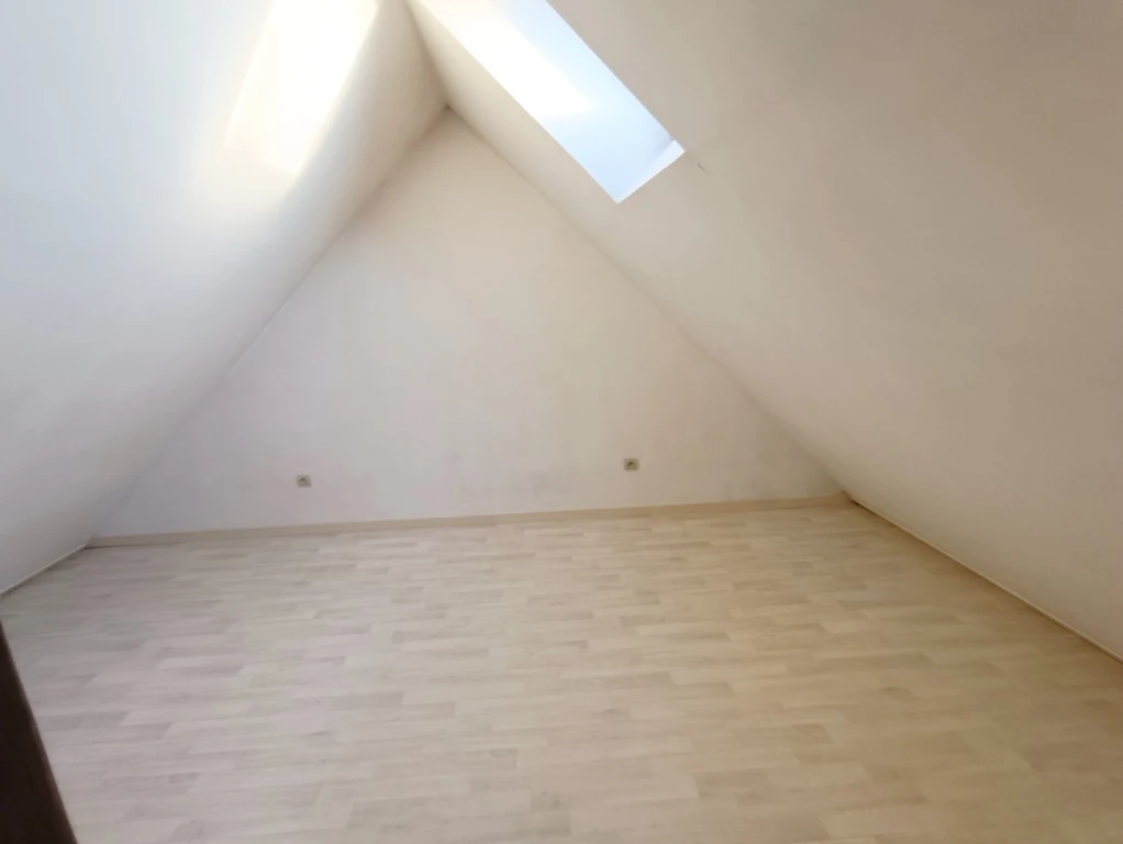 Appartement T2, proche centre 5
