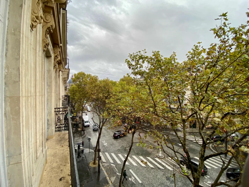 Beautiful Apartment with Balcony Close to La Madeleine Church (loyer tout inclus) 7