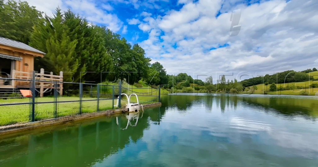 GERS PROPRIETE PRESTIGIEUSE 35 HA LAC 16