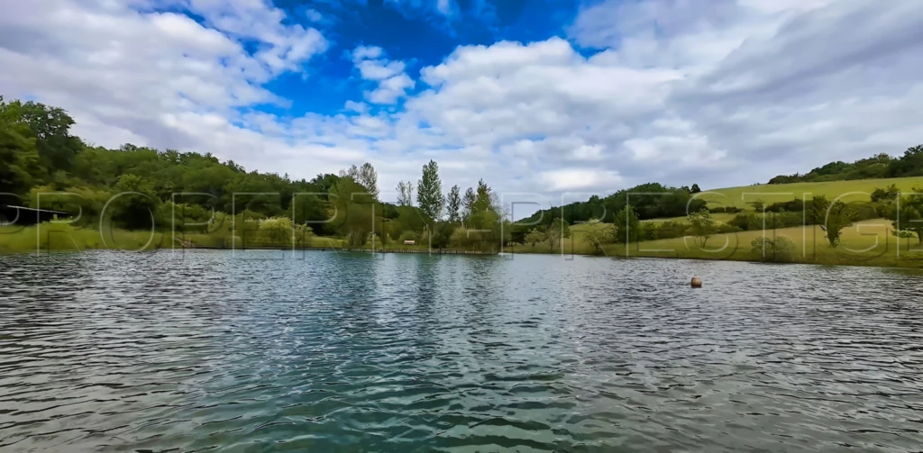 GERS PROPRIETE PRESTIGIEUSE 35 HA LAC 13