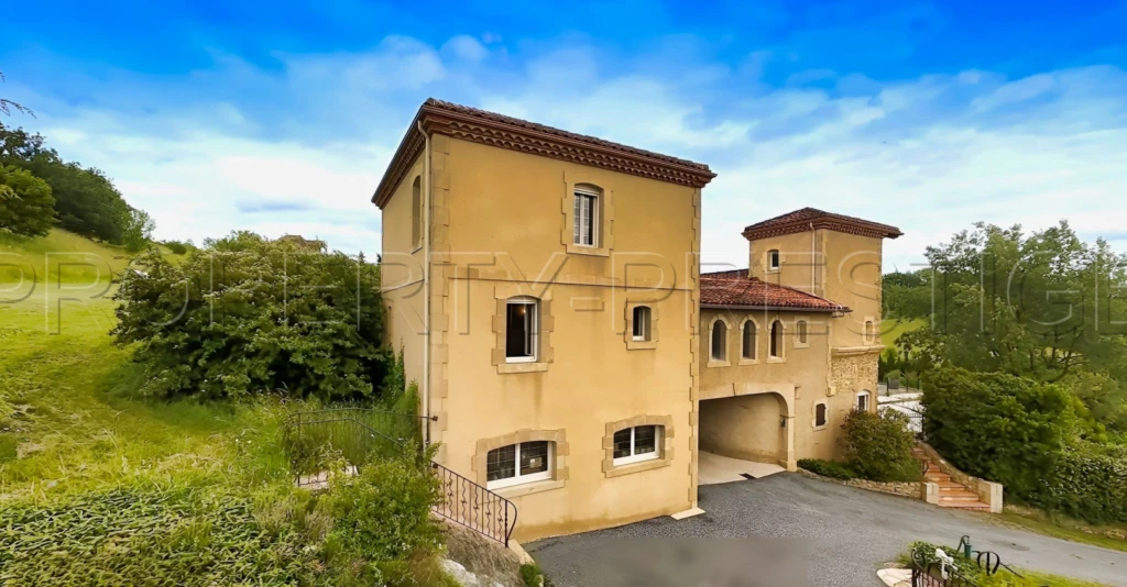 GERS PROPRIETE PRESTIGIEUSE 35 HA LAC 7