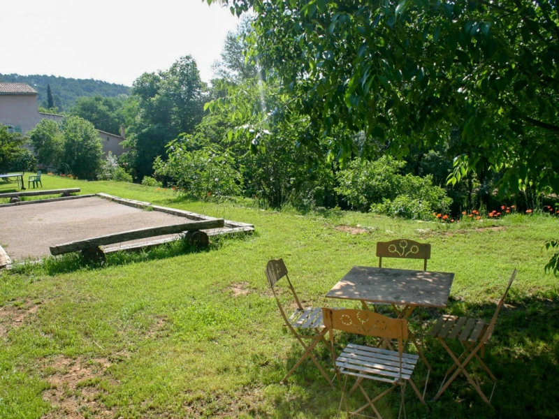 Entrecasteaux - Maison de caractère - Gîtes - Terrain 7733 m2 7