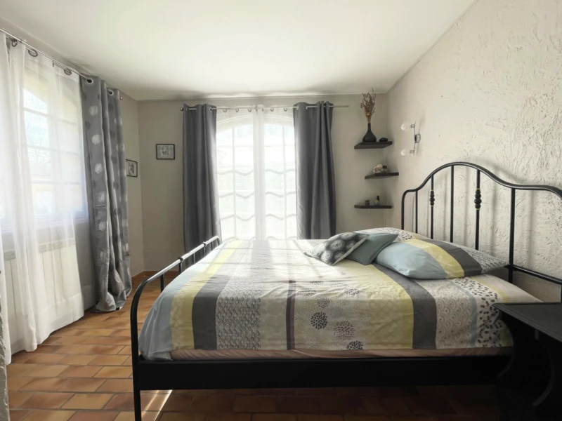 LE THORONET Villa traditionnelle 5 pièce(s) 158m2 Terrain 2289m2 13