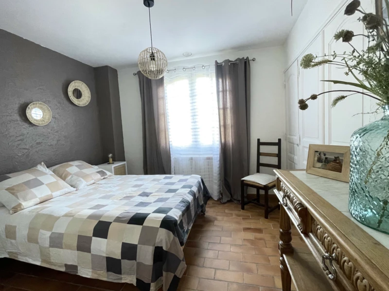 LE THORONET Villa traditionnelle 5 pièce(s) 158m2 Terrain 2289m2 14