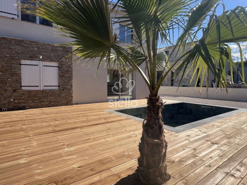 PUGET SUR ARGENS-VILLA NEUVE-PISCINE 2