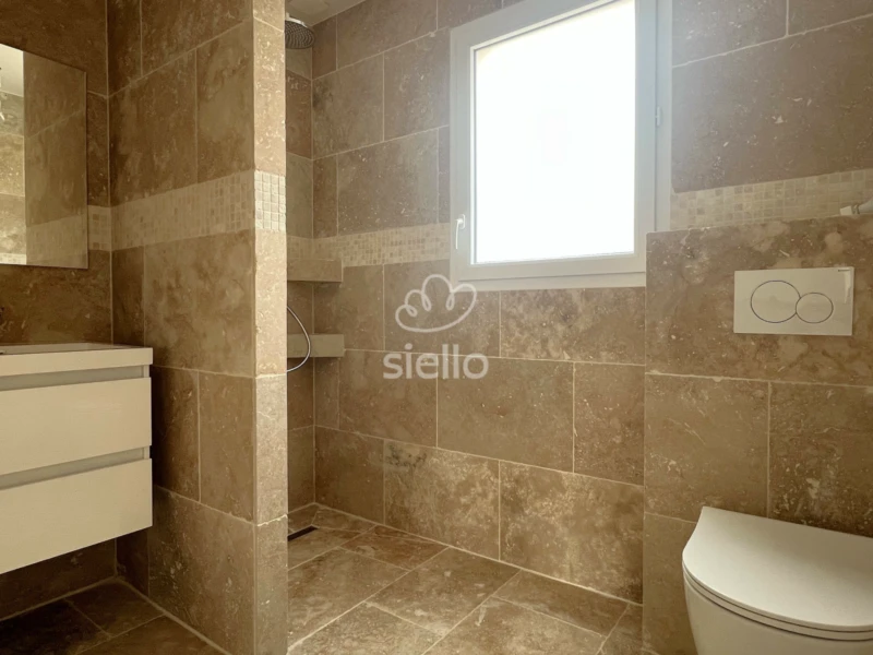 PUGET SUR ARGENS-VILLA NEUVE-PISCINE 11
