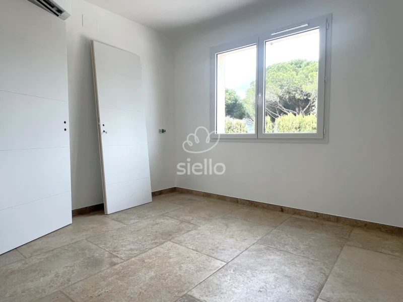 PUGET SUR ARGENS-VILLA NEUVE-PISCINE 9