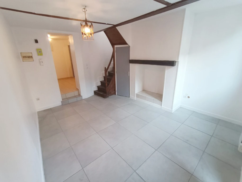 Maison une chambre et un bureau Amiens 1