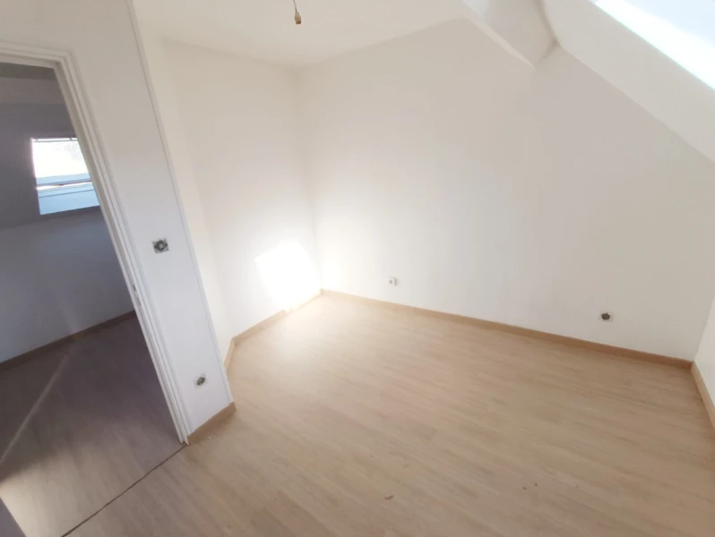 Maison une chambre et un bureau Amiens 12