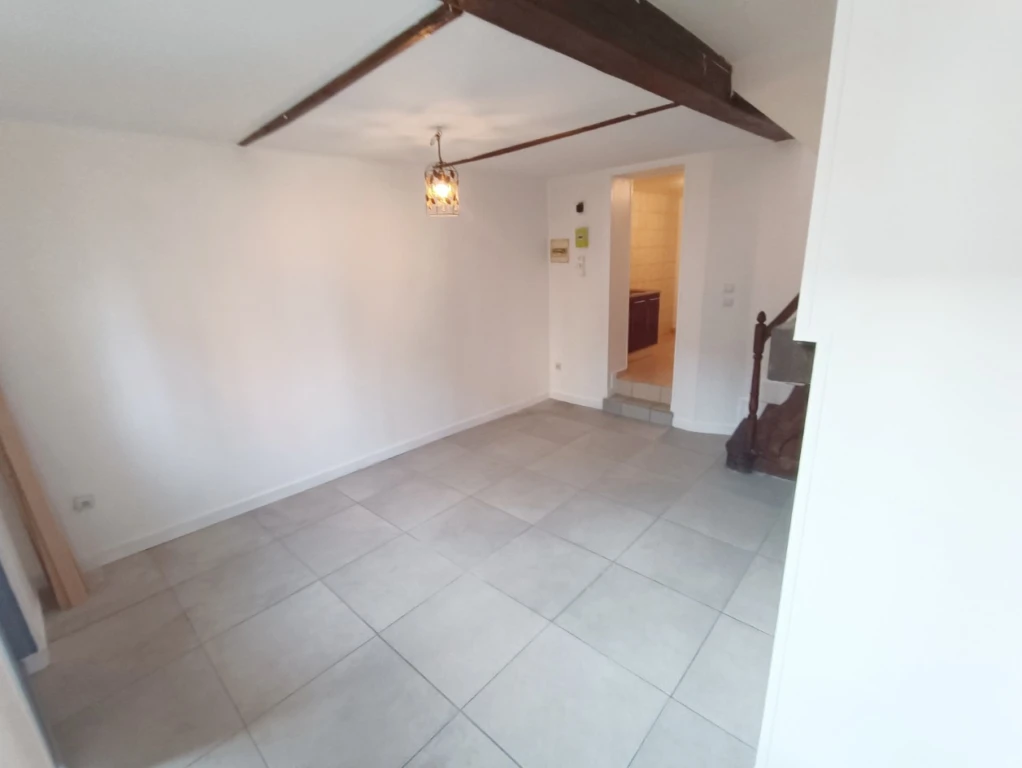 Maison une chambre et un bureau Amiens 4