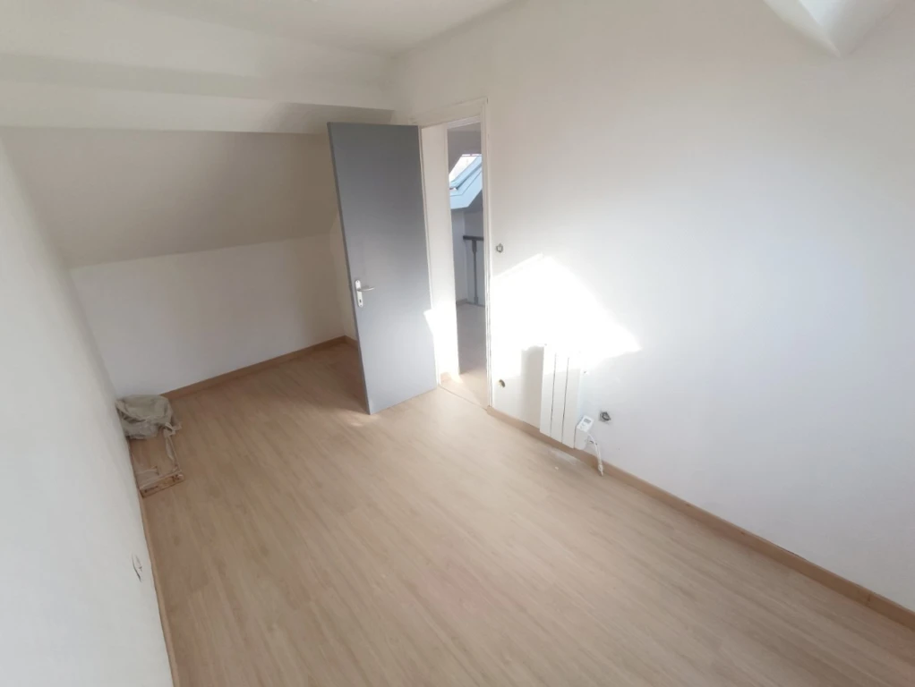 Maison une chambre et un bureau Amiens 7