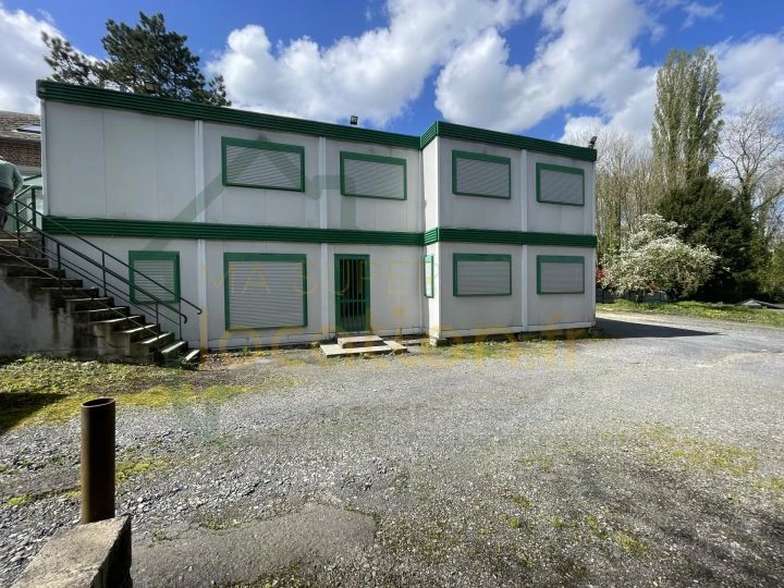 HARLY ENSEMBLE DE BUREAUX 622 m2 dans espace privatif avec parking 4