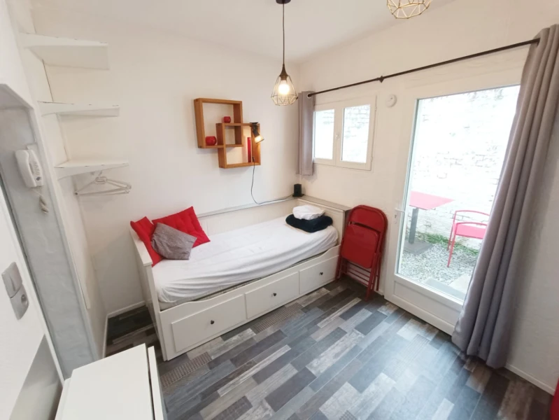 Studio compact, confort assuré 4