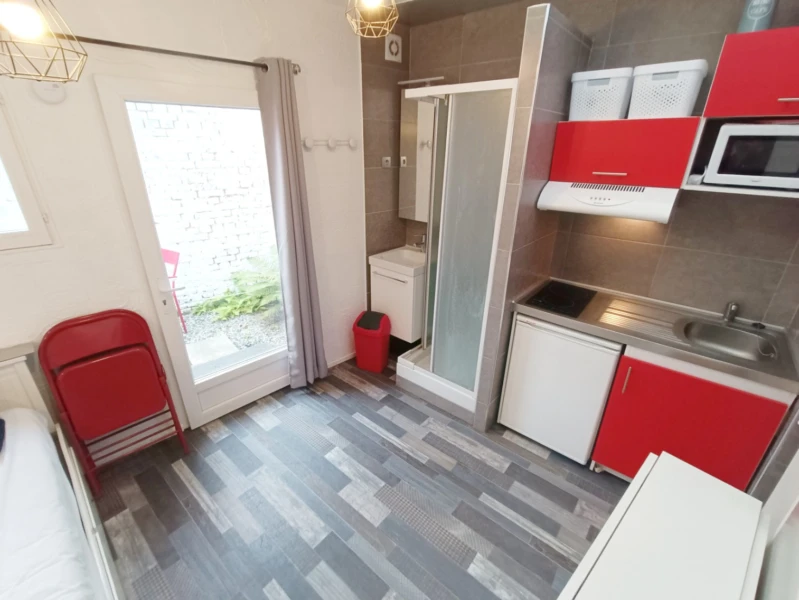 Studio compact, confort assuré 5