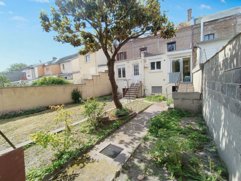 Maison familiale jardin et garage 2