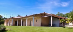 GERS VILLA CONTEMPORAINE 1,7 HA VUE DOMINANTE 1