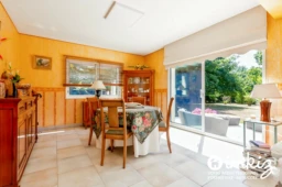 Villa contemporaine avec jardin paysagé 2