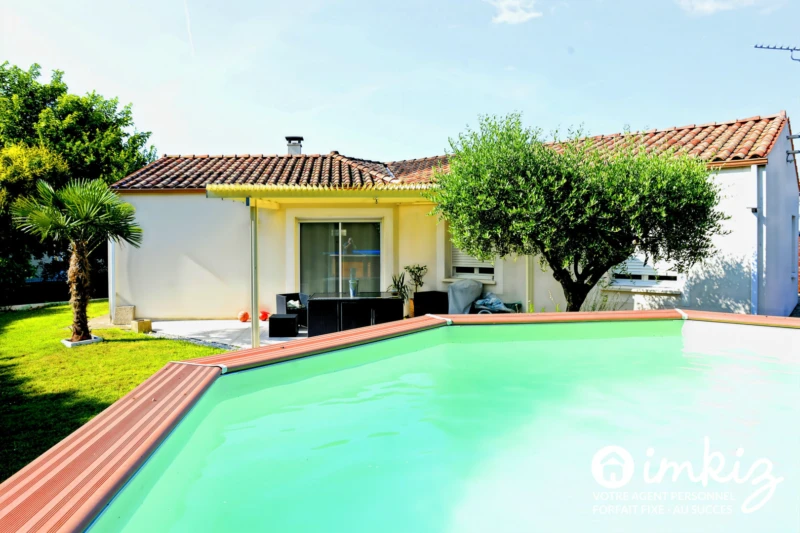 Plain pied 1bureau pergola piscine bois 1 parking 1