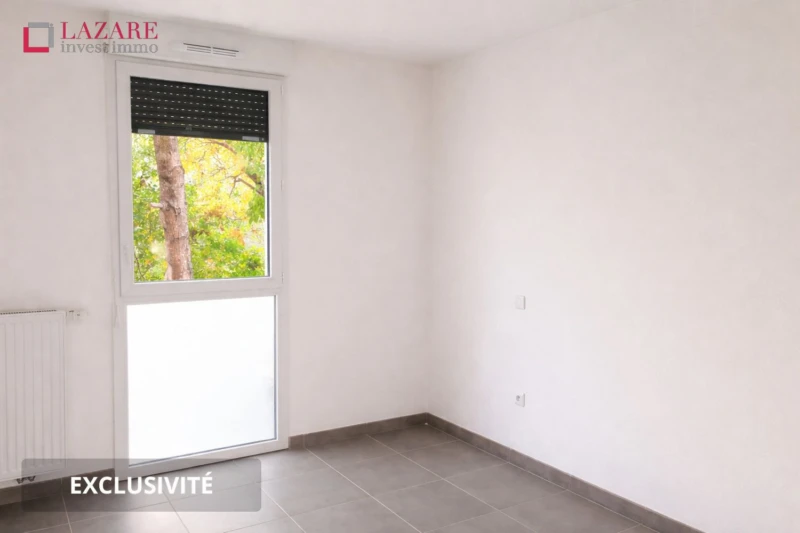 A LOUER T3 récent avec parking 12
