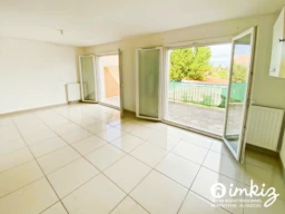 Appartement T3 + terrasse +2 parkings 2