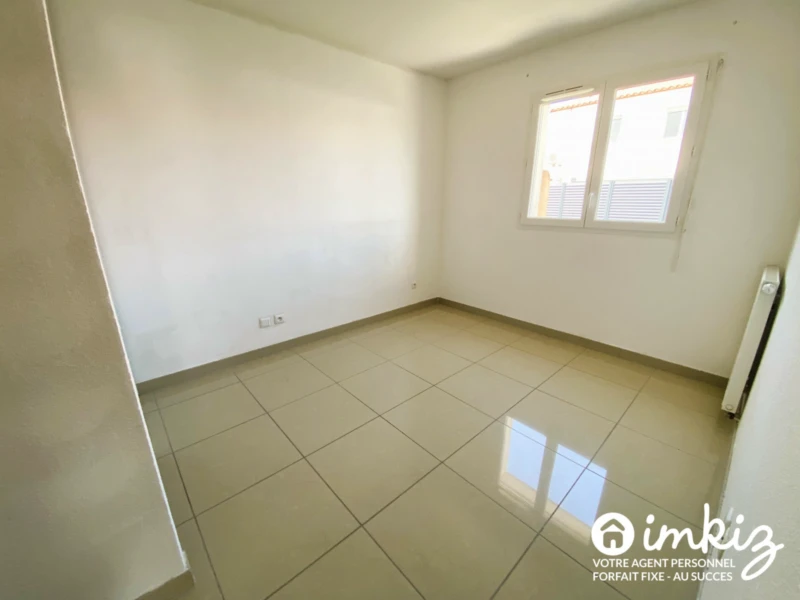 Appartement T3 + terrasse +2 parkings 7
