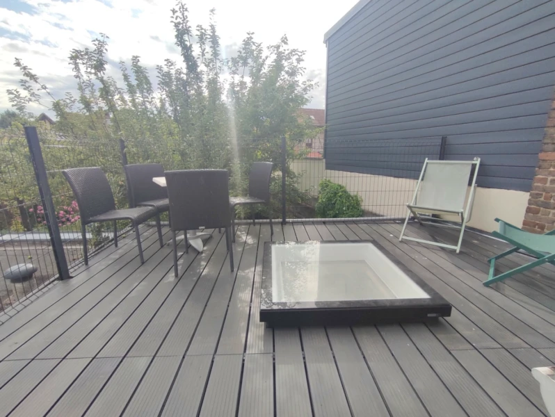 Maison T2 meublé toit terrasse St Leu 765€/CC mois 4