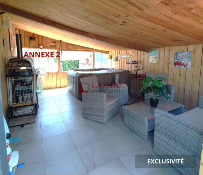 Maison familiale 170m² avec dépendances 11