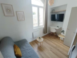 Studio meublé design avec salle de sport 2