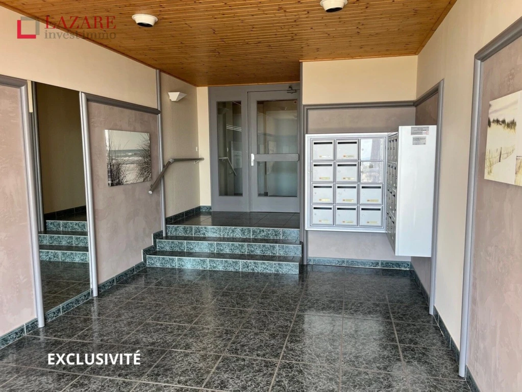 A VENDRE APPARTEMENT T3 AVEC VUE SUR MER 2