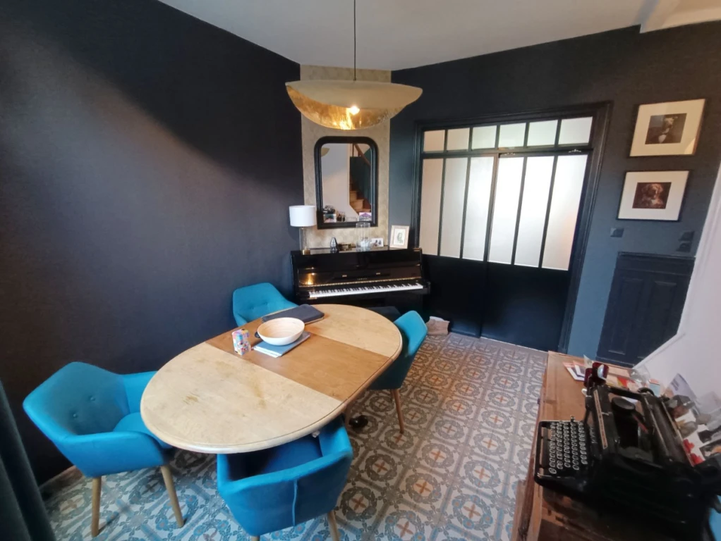 Amiénoise rénovée, 4 chambres et jardin 1