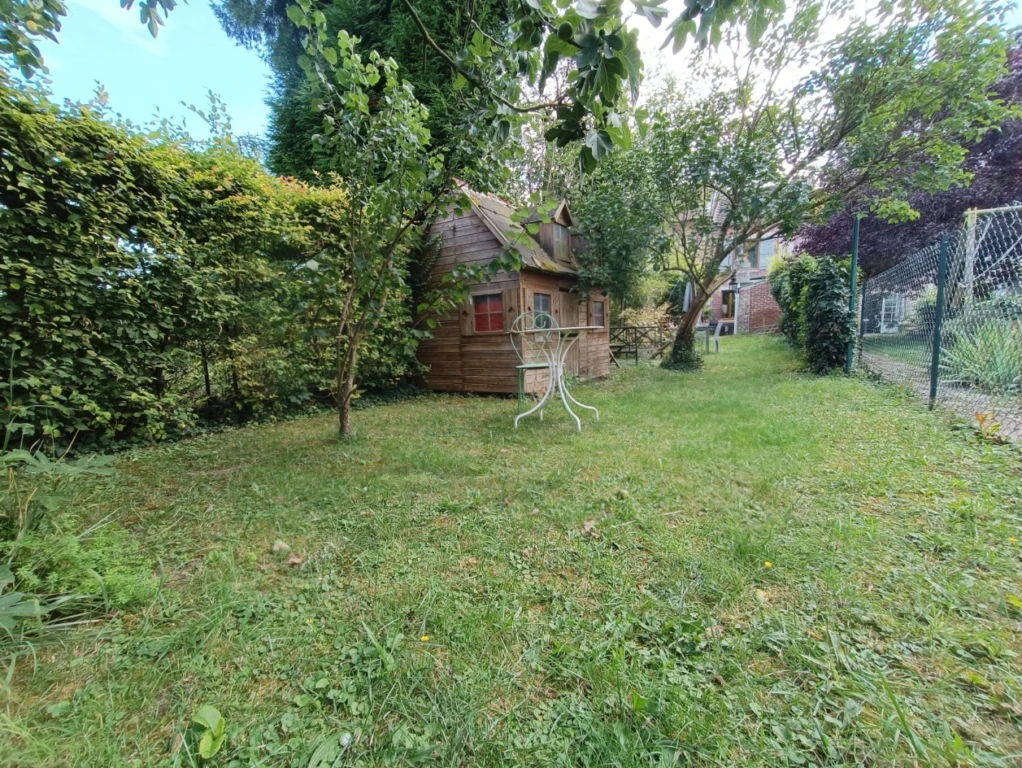Amiénoise rénovée, 4 chambres et jardin 6