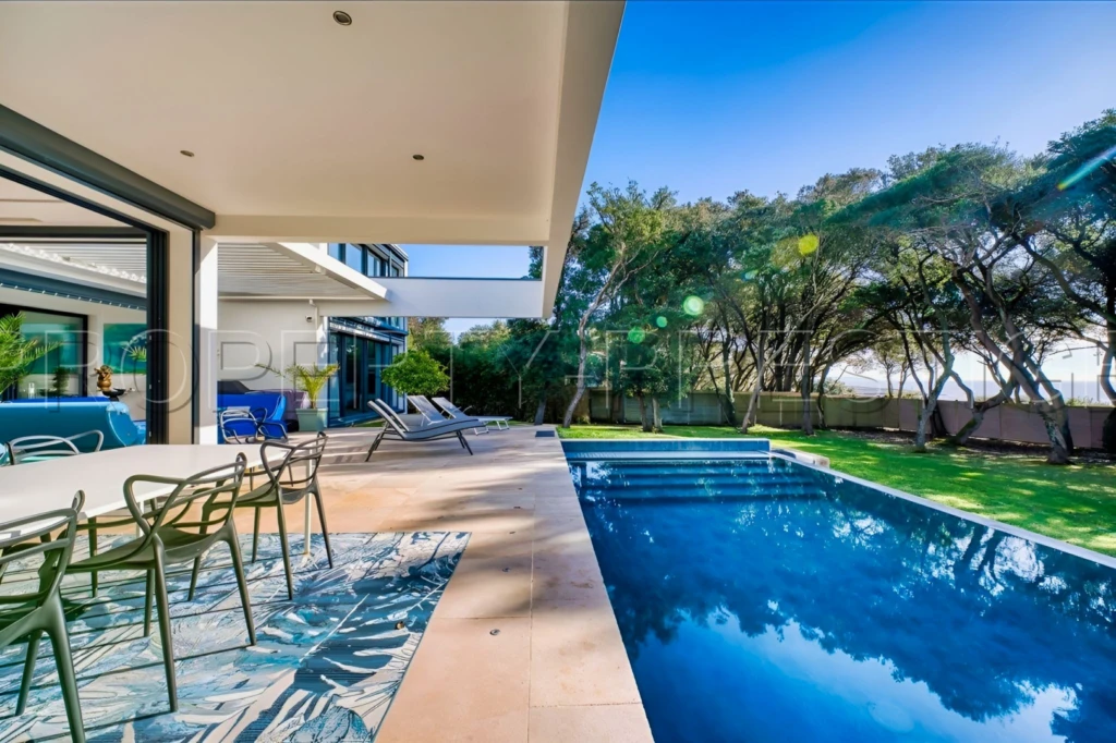 FACE A L'OCEAN VILLA D'ARCHITECTE D'EXCEPTION 1