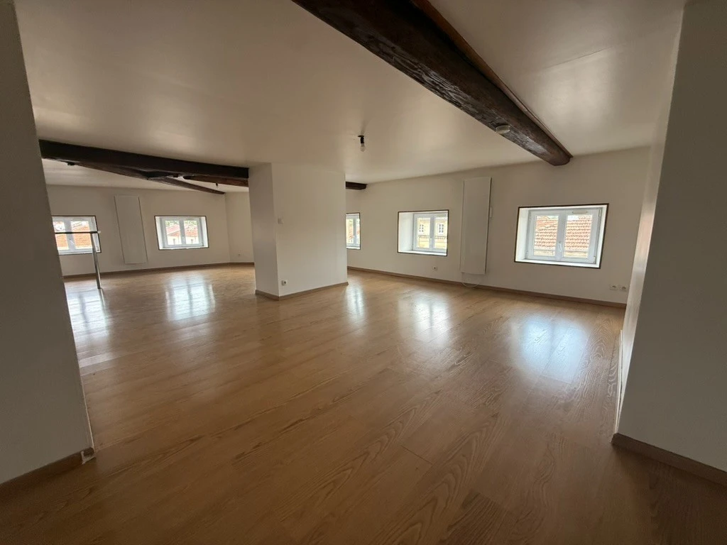 Appartement F5 de 140m2 1