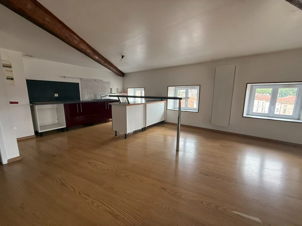 Appartement F5 de 140m2 2