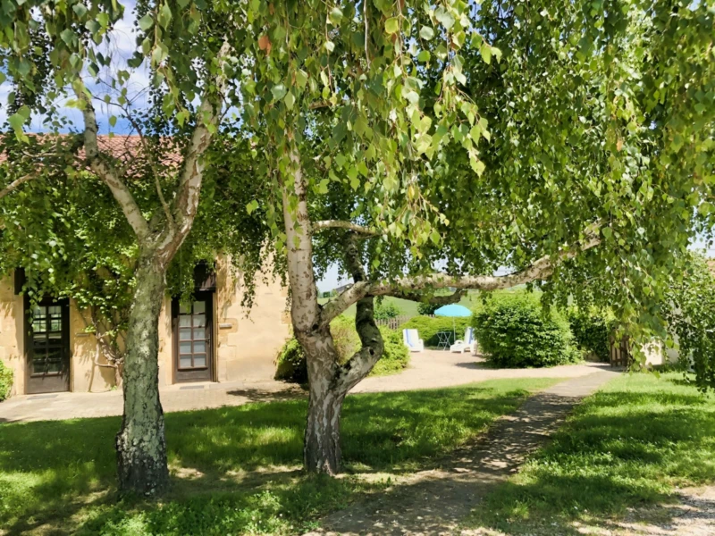GERS DOMAINE XVIIIème GITES 1,8HA 8