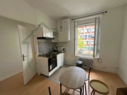 Appartement T2 meuble, proche centre 1