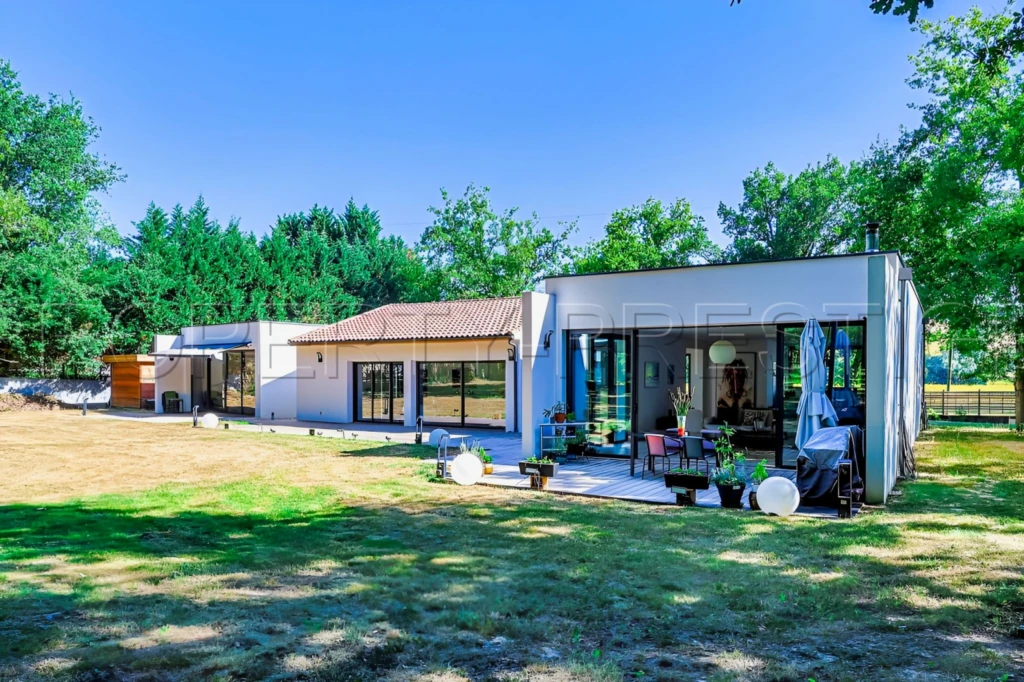 TOULOUSE MAISON ARCHITECTE 200 M² 1,2 HA 11
