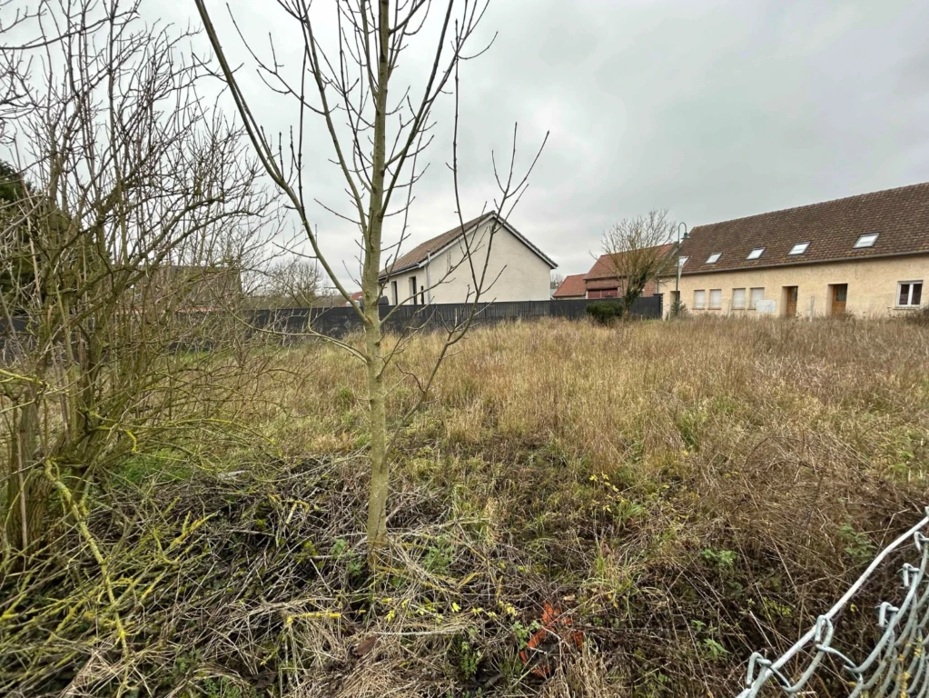 Terrain 472m2 avec liberté de projet 3