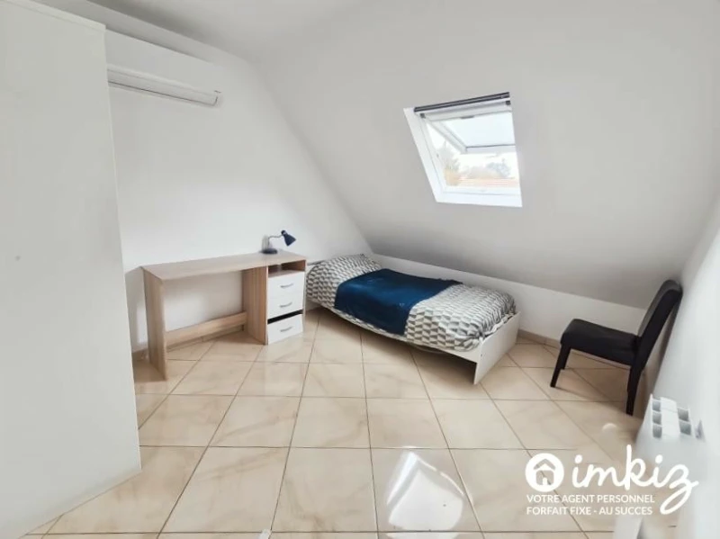 Charmant pavillon indépendant avec garage 4