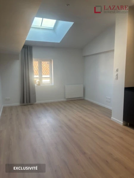 A LOUER T1 refait à neuf 8
