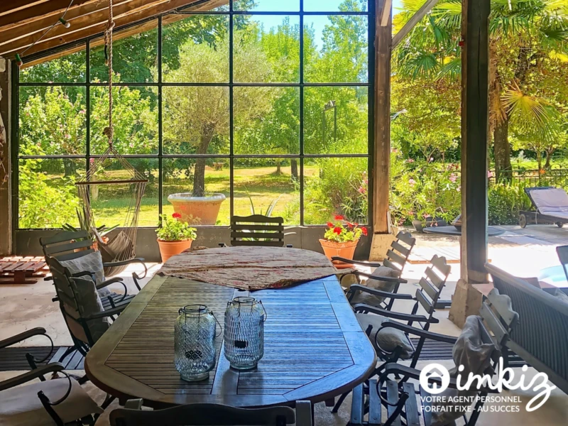 Ferme rénovée 355 m² piscine et dépendances 2