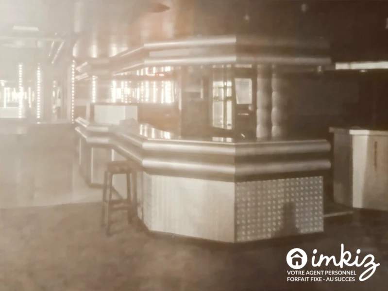 Local commercial +  ancien corps de ferme 8