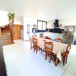 Maison familiale 170m² avec dépendance 1