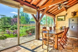 PERIGORD PROPRIETE RURALE 10 HA ETANG 3
